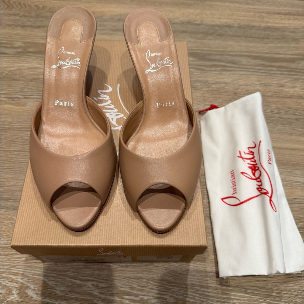 Christian Louboutin Nude Open-Toe Mules